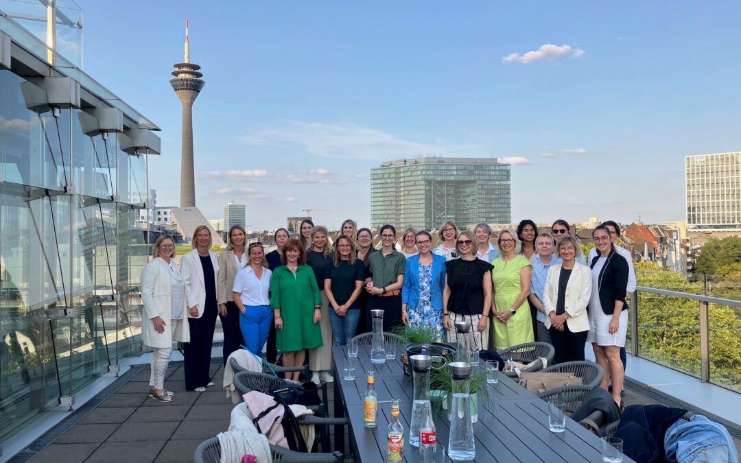 Über den Dächern von Düsseldorf – Sommerliches Get-Together